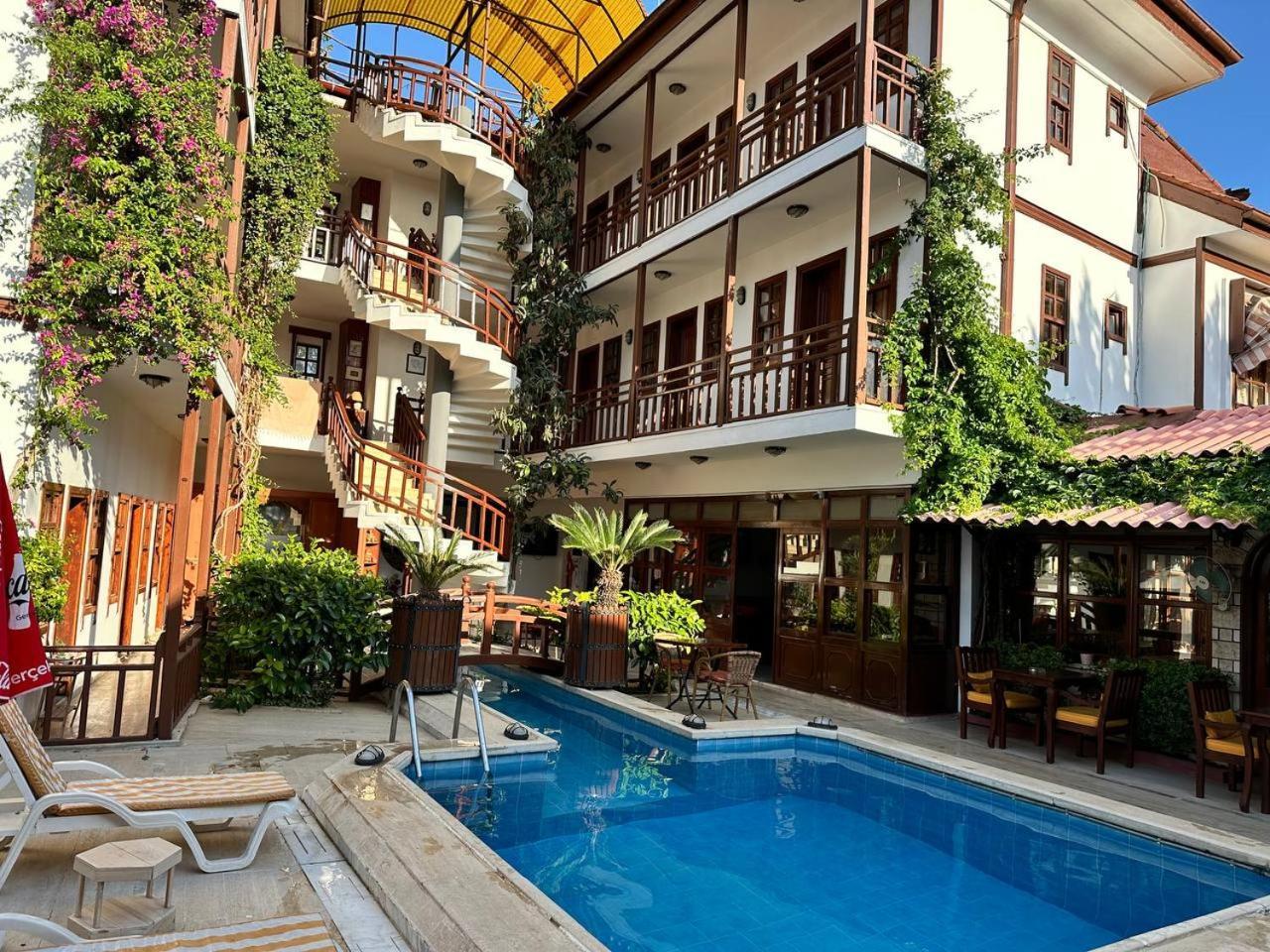 Hotel Karyatit Kaleici 安塔利亚 外观 照片